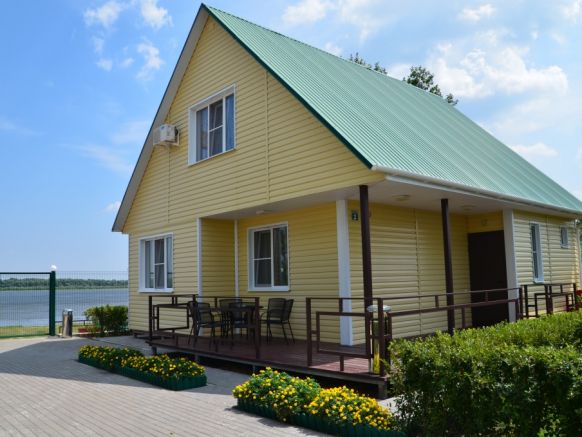 База отдыха Верхнелебяжье fish resort, Нариманов